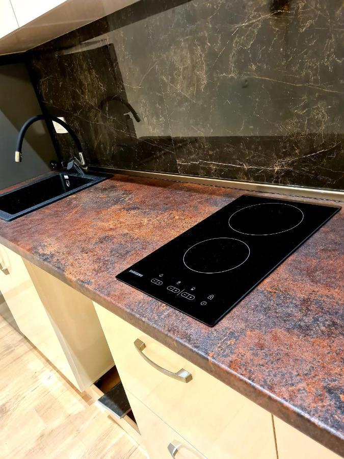 Deluxe Apartment In City Center 예레반 외부 사진